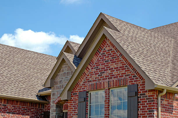 Become An Expert When Choosing Your Next Roofing Contractor